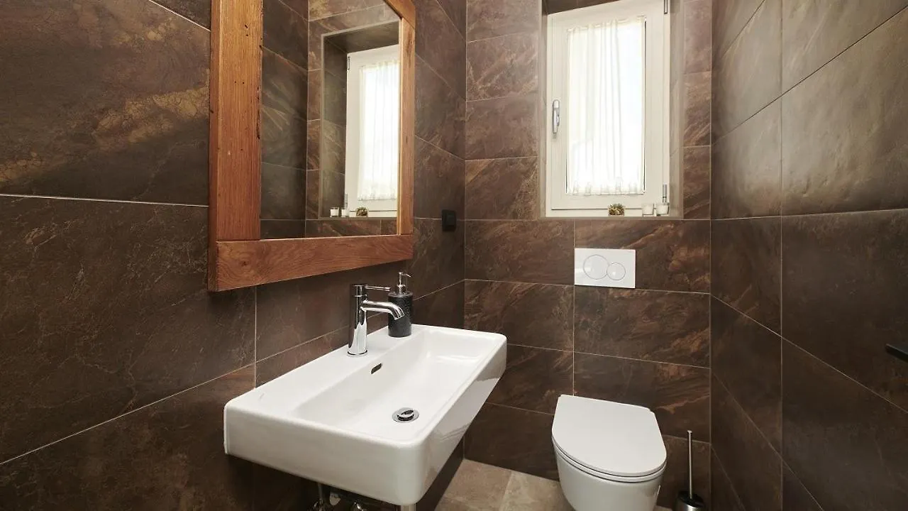 Guest house Villa Grgo Tinjan Croatia