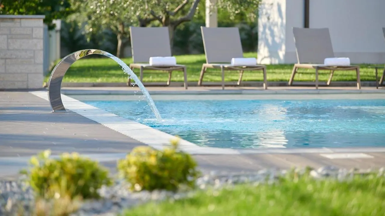 Guest house Villa Grgo Tinjan Croatia